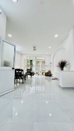 Gò dầu - không căn 2 - hxh thông - nhà 2 lầu đẹp - ngang 4.5m - giá mềm nhỉnh 5