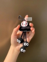 Móc khóa len móc thủ công độc đáo