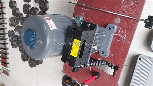 Motor cổng theo hãng – chính hãng minhnghiadoor giá tốt