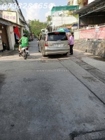 Nhà 2 lầu đúc kiên cố , dt 63m2 - 3pn, 2wc, dt: ( 5m x 12,5m ) .đường nguyễn