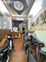 Nhà 4 tầng kiên cố hxh sát mặt tiền lạc long quân q11 4pn chỉ 8 tỷ nhỉnh.