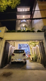 Nhà đẹp tuyến 2 thiên lôi, 64m 4 tầng, sân cổng độc lập, giá 4.65 tỉ