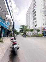 Nhà mới 6*20m đường nội bộ tạ quảng bửu p5q8 xe hơi trong nhà