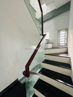 Nhà mới đẹp ngay chợ phạm văn hai, gần 20m2 ngang hơn 4m, 3 tầng btct 2pn 3wc ,