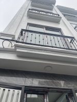 Nhà mới xuân đỉnh 30 mét 5 tầng 6,8 tỷ