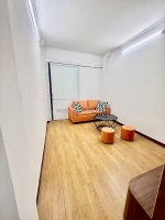 Nhỉnh 2 tỷ có nhà tập thể 2 tầng 70m sổ đỏ cầm tay