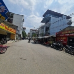 Sẵn nhà 4 tầng mới 200m2 sàn đường lớn cạnh học viện nn trâu quỳ, gia lâm chỉ 8