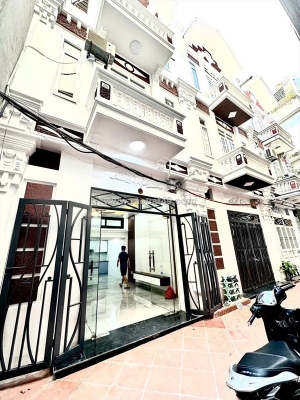 Siêu phẩm nhà 4 tầng hào khê, lạch tray, ngô quyền, hải phòng. sân cổng rộng