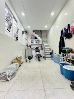 Tân bình - 3 tầng - 2 pn - sổ vuông - dòng tiền hàng tháng 6.5 triệu - chỉ 2.5