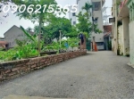 Tôi cần bán 35m2 đất tại tràng an, thị trấn chúc sơn, nhỉnh 2 tỷ