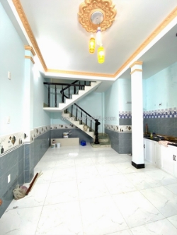 ♥ 2.25 tỷ nhà gần đường lý thái tổ, ô tô đậu 40m, 2.5 tầng cứng cáp sạch đẹp 3pn