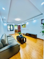 Bán căn tt t2 phố giải phóng, ô tô đỗ, tòa mới, nhà đẹp, 100m, 3 ngủ, 2wc, 4.3