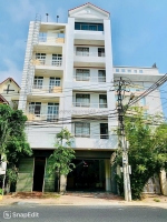 Bán khách sạn 5,3m x20m.đúc 6 tấm  có thang máy thành phố biển quy nhơn .