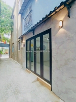 Bán nhà 1 trệt 2 lầu đường dương văn dương, vị trí đẹp ngay siêu thị aeon,