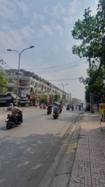 Bán nhà bùi minh trực mới ở ngay ngang gần 5m tặng nội thất chỉ 9 tỷ nhỉnh