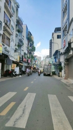 Bán nhà cư xá đô thành - hxh 5 tầng mới ở liền - vườn chuối