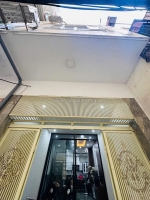 Bán nhà  đại la 41/45m2. 6 tầng. mặt tiền 3.5m. giá 8.3 tỷ hai bà trưng hà nội