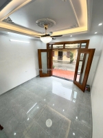 Bán nhà đẹp trung tâm bồ cuyên ngay gần chợ bo, đường oto đậu đỗ cửa ngày và đêm