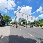 Bán nhà hxt nguyễn sơn tân phú, 136m2, 4 tầng, thang máy, sát big c 15,5 tỷ