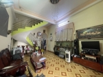 Bán nhà mặt phố trương văn thành, q.9, hiệp phú. dt 64m2, 2 tầng, 2pn. sổ hồng,