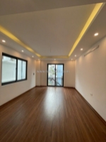 Bán nhà mới việt hưng vài bước ra ô tô tránh - 5 tầng dt 50m2 gần bigc, cầu