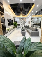 Bán nhà văn chương đống đa 1 nhà ra mặt hồ nhà đẹp full nội thát 4 tầng 32m 7,1