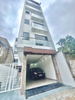 Bát khối,long biên 9tỷ 50m, gara ô tô,nhà mới 6 tầng