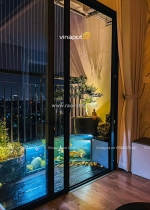 Biến không gian sống thành “tiểu thủy cung” với bể cá kính cong composite sang trọng