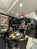 Bồ đề ngõ thông gần ô tô nội thất tiền tỷ bán gấp chỉ hơn 5 đ