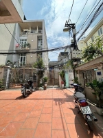 Cần bán  164m đất, mt 8,5m bồ đề giá 24,5ty ,oto kd