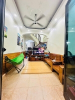 Cần bán căn nhà vị trí đẹp 2 mặt thoáng trước sau