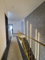 Cần bán gấp nhà tô ký.giảm liên tiếp 300tr chào 5.3 tỷ. gấp giảm 200tr chào