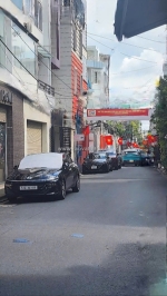 Chỉ nhỉnh 6 tỏi, nhà 2 tầng, full nội thất xịn, hẻm xe hơi lv.sỹ, kinh doanh