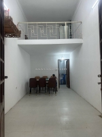 Cho thuê nhà ngõ nhân hoà - thanh xuân - giá 7 triệu ctl, 2.5 tầng x 30m2, vào