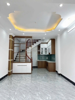 Cho thuê nhà nguyên căn 35m, 5t, 3 ngủ, phú lãm, hà đông, gần đh đại nam