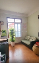 Cho thuê nhà nguyên căn ngõ 164 đê la thành nhỏ, đống đa, hà nội. 12tr/tháng.