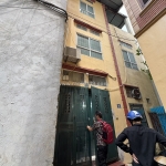 Cho thuê nhà nguyên căn tại hà đông .