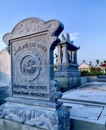 Có ai từng đặt mẫu bia mộ truyền thống ở ninh vân chưa?