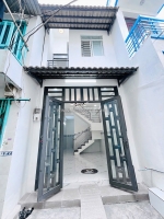 Nhà 2 tầng nở hậu hẻm xe ba gác đường cao lỗ p4q8. giá : 2,88 tỷ tl