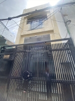 Nhà 3 tầng âu cơ, 4pn, hẻm gần mặt tiền, pháp lý chuẩn, chỉ 5.4 tỷ!