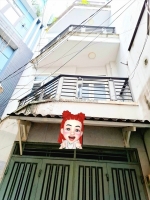 Nhà hnb rất đẹp, sát etown ch, 3 lầu đúc, 43m² 3pn, chỉ 5m ra hẻm ô tô