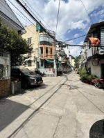 Nhà hxh đường phan đăng lưu phường 3 quận bình thạnh.