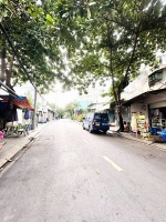 Nhà mặt tiền đường trần thị hè 12m – vừa ở
vừa kinh doanh đa ngành nghề – ngang