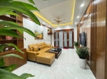 Nhà mới 7 tầng thang máy trần cung – gần phố - giá 10 tỷ 8
