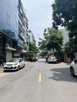 Nhà phố hồng tiến, cả phố đúng 1 căn 75m2 7t, mt 6m, vỉa hè, kinh doanh dòng