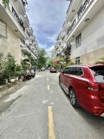 Nhà siêu đẹp khu vip, bên cạnh gò vấp 4 lầu hoành tráng 5pn, xe hơi đậu cửa,