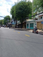 *quận 11,mặt tiền gần minh phụng 8tầng mới đẹp, ôtô ngủ nhà, full nội thất