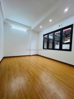 Siêu phẩm - gần ô tô - nhà khung cột bê tông chắc chắn - cải tạo lên tầng - lắp