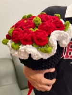 Từ sợi len nhỏ đến món quà lớn cho trái tim