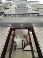 * cựchiếm( trung tâm thạch bàn) * list 5 nhà mới koong->thoáng ánh sáng tự